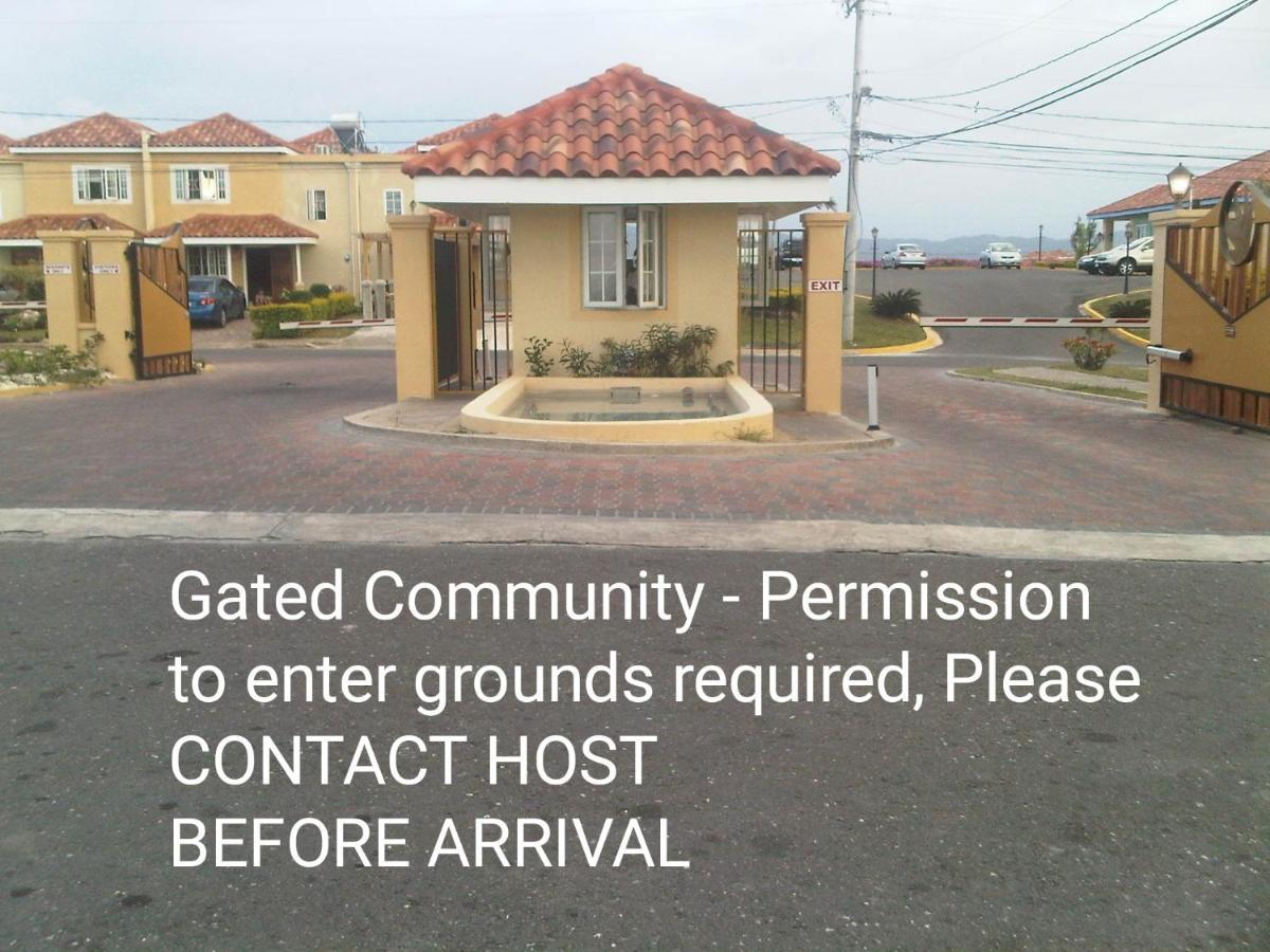 Montego Bay Garden Studio Exterior photo